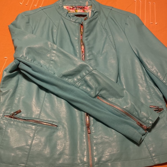 Green black rivet leather jacket xl - Picture 2 of 4